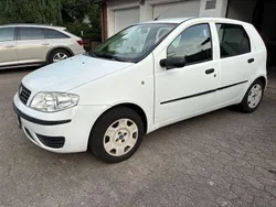 Weiß Gebraucht 2006 Fiat Punto Kleinwagen | 900 € (Guter Preis)