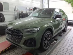 Distriktgrün (metallic) Gebraucht 2022 Audi Q5 S-Line SUV | 46.960 € (Etwas zu teuer)