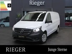 Arktikweiß Gebraucht 2023 Mercedes Vito Van / Kleinbus | 28.441 €