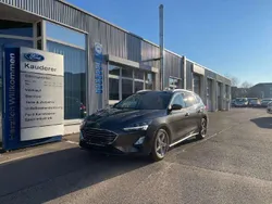Magneticgrau (metallic) Gebraucht 2020 Ford Focus Cool & Connect Kombi | 15.990 € (Fairer Preis)