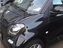 Schwarz Gebraucht 2015 Smart ForTwo Coupé Kleinwagen | 9.800 €
