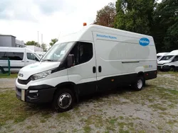 Weiß Gebraucht 2016 Iveco Daily Van / Kleinbus | 11.800 €