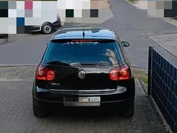 Schwarz Gebraucht 2008 VW Golf V Kleinwagen | 3.850 € (Fairer Preis)