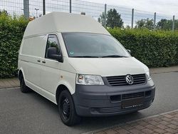 Grau Gebraucht 2006 VW T5 Van | 6.900 € (Teuer)
