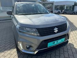 Grau Gebraucht 2021 Suzuki Vitara Club SUV | 16.799 € (Guter Preis)