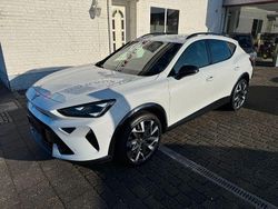 Weiß Gebraucht 2025 Cupra Formentor VZ SUV | 36.490 € (Superpreis)