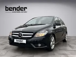 Kosmosschwarz metalliclack Gebraucht 2014 Mercedes B200 Van / Kleinbus | 12.390 € (Etwas zu teuer)