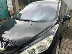 Schwarz Gebraucht 2009 Peugeot 308 Limousine | 1.500 € (Guter Preis)