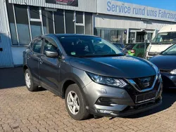 Grau Gebraucht 2017 Nissan Qashqai Acenta SUV | 13.000 € (Guter Preis)