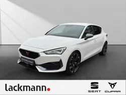 Weiss Gebraucht 2024 Cupra Leon VZ Limousine | 33.990 € (Guter Preis)