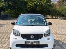 Weiß Gebraucht 2016 Smart ForTwo Coupé Passion Kleinwagen | 7.000 € (Superpreis)