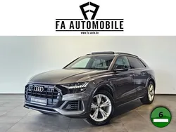 Grau Gebraucht 2018 Audi Q8 Sport SUV | 52.490 € (Fairer Preis)