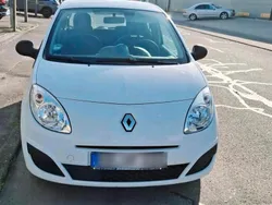 Weiß Gebraucht 2009 Renault Twingo Kleinwagen | 1.600 €