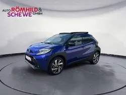 Juniper blue metallic/dach mysticschwarz mica Neu 2025 Toyota Aygo X-plore Kleinwagen | 24.990 €