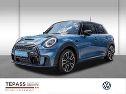 Blau Gebraucht 2022 Mini John Cooper Works Kleinwagen | 29.450 € (Guter Preis)
