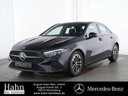 Lack kosmosschwarz Gebraucht 2024 Mercedes A180 Progressive Limousine | 29.950 € (Fairer Preis)