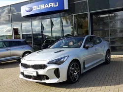 (4ss) seidensilber met Gebraucht 2022 Kia Stinger Coupé | 47.990 € (Teuer)