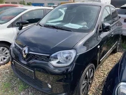 Black pearlschwarz Gebraucht 2023 Renault Twingo Kleinwagen | 15.998 € (Etwas zu teuer)