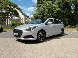Silber Gebraucht 2018 Hyundai i40 Kombi | 15.000 € (Etwas zu teuer)