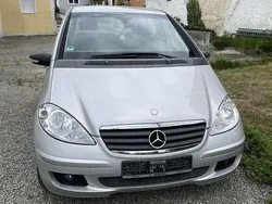 Silber Gebraucht 2008 Mercedes A180 Kleinwagen | 1.400 € (Guter Preis)