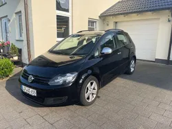 Schwarz Gebraucht 2011 VW Golf Plus Trendline Van / Kleinbus | 4.000 € (Superpreis)