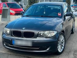 Grau Gebraucht 2009 BMW 118 Kleinwagen | 3.500 € (Etwas zu teuer)
