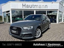 Andere Gebraucht 2017 Audi A3 Comfort Limousine | 19.950 €