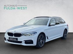 Weiß Gebraucht 2019 BMW 520 M Sport Kombi | 28.440 € (Teuer)