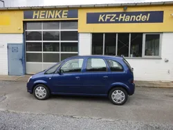 Blau Gebraucht 2008 Opel Meriva Edition Van / Kleinbus | 2.450 € (Etwas zu teuer)