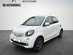 Weiß Gebraucht 2015 Smart ForFour Limousine | 5.499 € (Fairer Preis)
