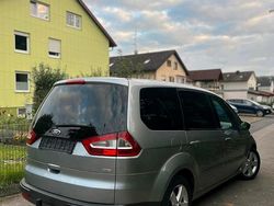 Silber Gebraucht 2008 Ford Galaxy Van / Kleinbus | 4.999 € (Fairer Preis)