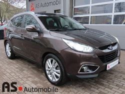 Braun Gebraucht 2012 Hyundai ix35 Premium SUV | 8.990 € (Guter Preis)