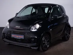 Schwarz Gebraucht 2023 Smart ForTwo Electric Drive Passion Coupé | 11.249 € (Guter Preis)