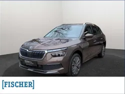 Braun Gebraucht 2021 Skoda Kamiq Clever SUV | 19.670 € (Guter Preis)