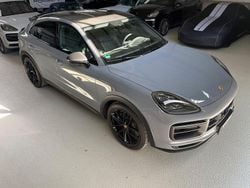 Grau Gebraucht 2023 Porsche Cayenne Turbo GT SUV | 159.990 € (Superpreis)
