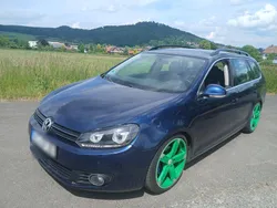 Blau Gebraucht 2011 VW Golf VI Kombi | 5.000 € (Guter Preis)