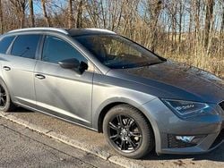 Grau Gebraucht 2014 Seat Leon ST 4Drive Kombi | 8.500 € (Guter Preis)