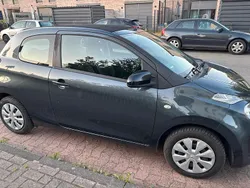 Grau Gebraucht 2016 Citroën C1 Kleinwagen | 3.950 € (Etwas zu teuer)