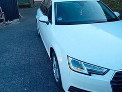 Weiß Gebraucht 2018 Audi A4 Kombi | 14.200 € (Superpreis)