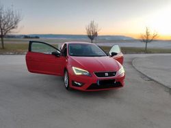 Rot Gebraucht 2015 Seat Leon SC FR Kleinwagen | 10.900 € (Fairer Preis)