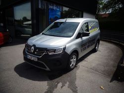 Grau Gebraucht 2022 Renault Kangoo Rapid Advance Van / Kleinbus | 29.700 €