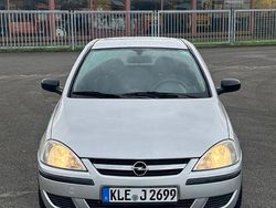 Silber Gebraucht 2004 Opel Corsa Limousine | 1.399 € (Fairer Preis)