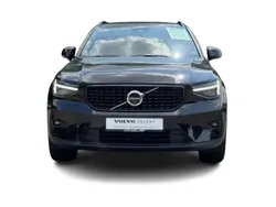 Schwarz Gebraucht 2024 Volvo XC40 Business Edition SUV | 37.699 €