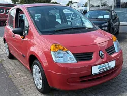 Rot Gebraucht 2006 Renault Modus Van / Kleinbus | 3.990 € (Teuer)
