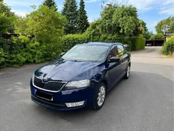 Blau Gebraucht 2013 Skoda Rapid Limousine | 5.000 € (Superpreis)