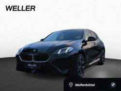 Black sapphire (schwarz) Neu 2025 BMW 120 Comfort Edition Kleinwagen | 37.790 € (Fairer Preis)