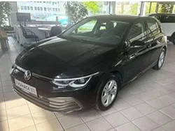 Schwarz Gebraucht 2022 VW Golf VIII Life Limousine | 21.956 € (Fairer Preis)