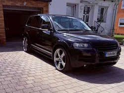 Schwarz Gebraucht 2006 VW Touareg Individual SUV | 12.500 €