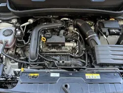 Weiß Gebraucht 2023 VW T-Cross R-line SUV | 23.999 € (Fairer Preis)
