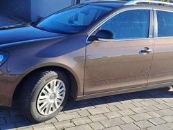 Braun Gebraucht 2012 VW Golf VII Style Kombi | 5.400 € (Guter Preis)